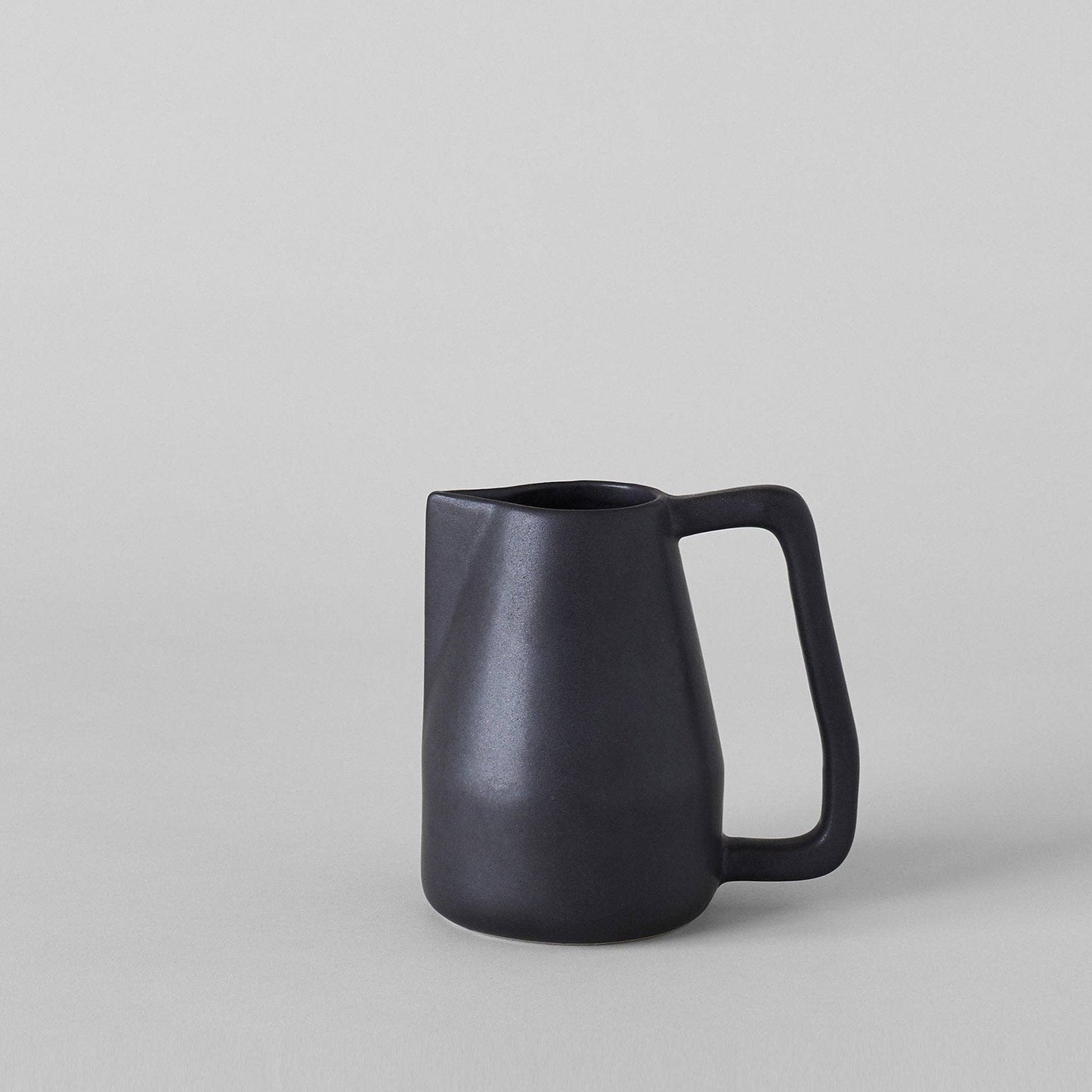 Small Black Novah Pitcher